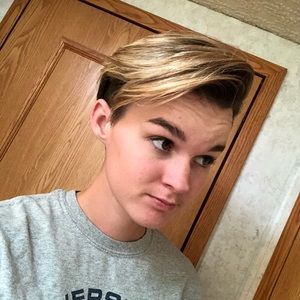 Meet your Posher, Ali